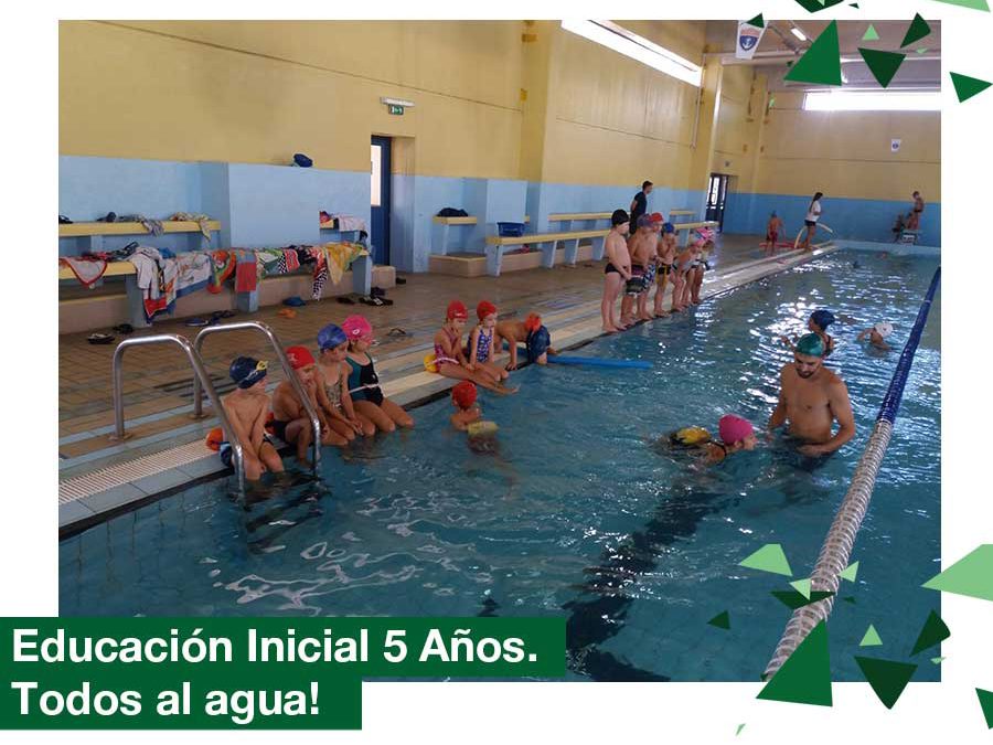 2018. Educación Inicial 5 años a la piscina